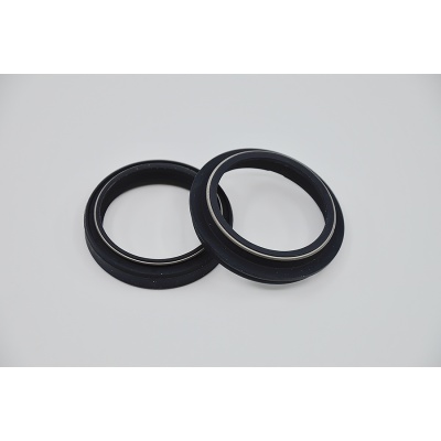 SKF Retén y guardapolvo color negro Showa 43x54x9